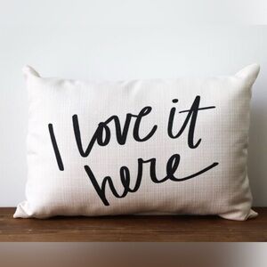 Decorative Pillow “I Love it Here” Ivory Black
